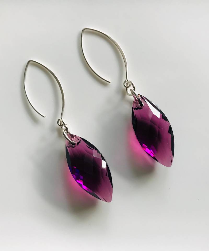 Swarovski Amethyst Kristall Ohrringe + Facettierte Navette Anhänger Thai Sterling Silber Ohrdrähte Handgefertigt Boho Stil von Osiristhelabel