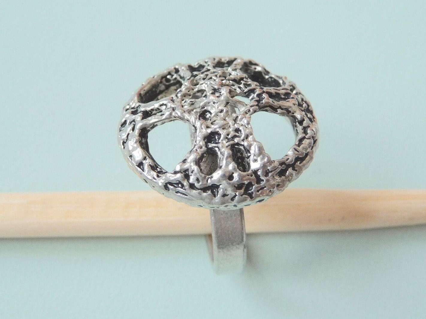 Tapani Vanhatalo | Finnland. Zinnring. Jahrgang von OsmanieJewelry