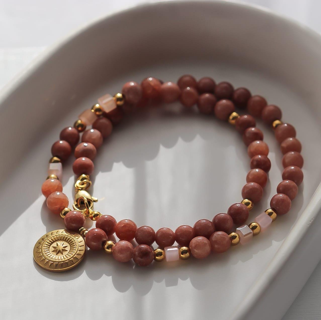 Halskette Mit Marmor-Perlen in Altrosa & Glaskristallen - Vergoldeter Boho-Anhänger Aus Edelstahl, Zarter Schmuck, Elegantes Geschenk von Osthera