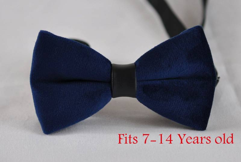 Kinder Seite Junge Teenager Jugend Dunkelblau Samt Pretied Schwarz Kunstleder Fliege 7-14 Jahre Passt Alt von Osunworld