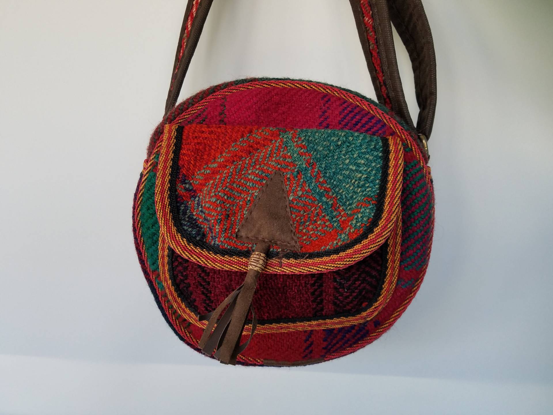 Kelim Runde Umhängetasche, Handgewebte Boho Geldbörse, Teppichtasche von OtantikArt
