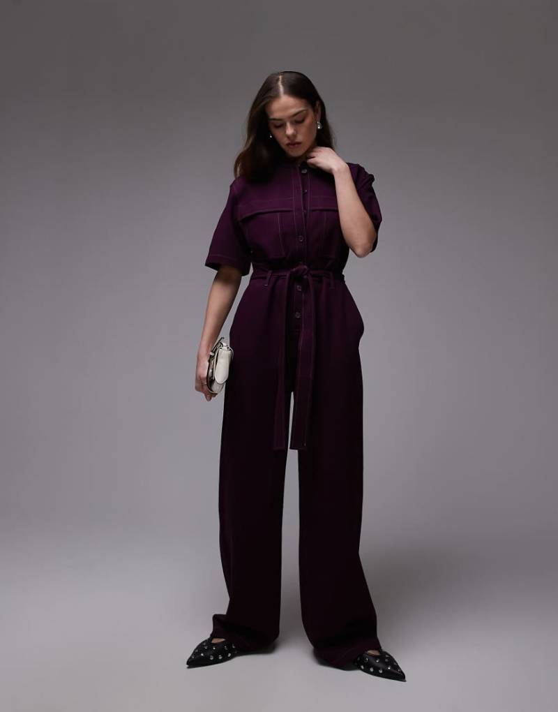 & Other Stories - Elastischer Jumpsuit in dunklem Flieder mit weitem Bein, Bindegürtel und Utility-Taschen-Lila von Other Stories