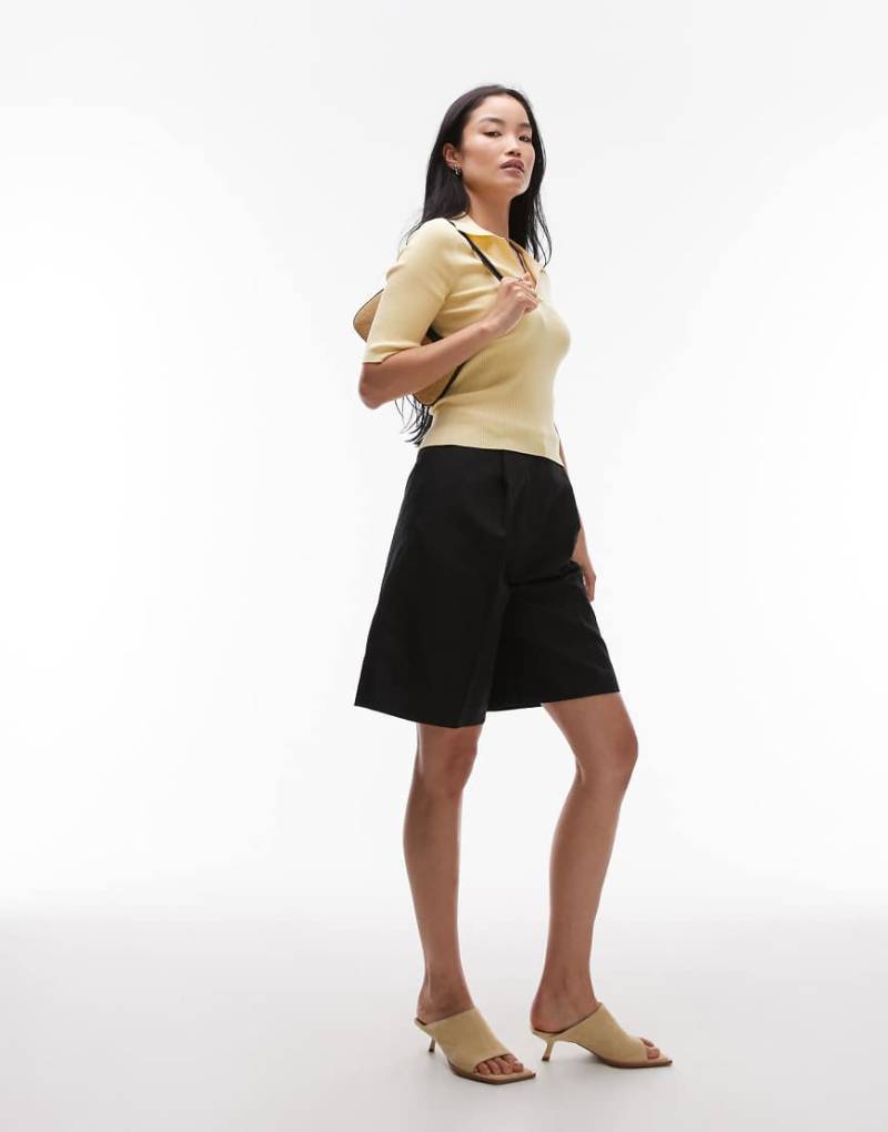 & Other Stories - Elegante Bermuda-Shorts in Schwarz & Other Stories - Elegante Bermuda-Shorts in Schwarz von Other Stories