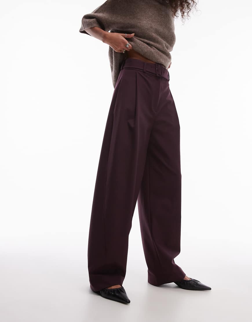 & Other Stories - Elegante Hose aus Wollmix in Burgunderrot mit weitem Beinschnitt & Other Stories - Elegante Hose aus Wollmix in Burgunderrot mit weitem Beinschnitt von Other Stories