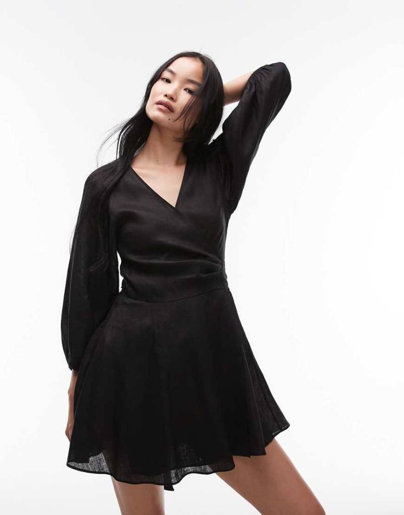 & Other Stories - Leinen-Minikleid in Schwarz mit Puffärmeln und gewickelter Vorderseite von Other Stories