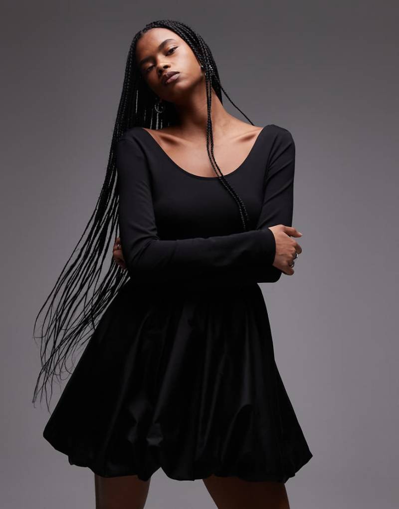 & Other Stories - Minikleid in Schwarz aus Jersey und Webstoff mit Ballonsaum von Other Stories