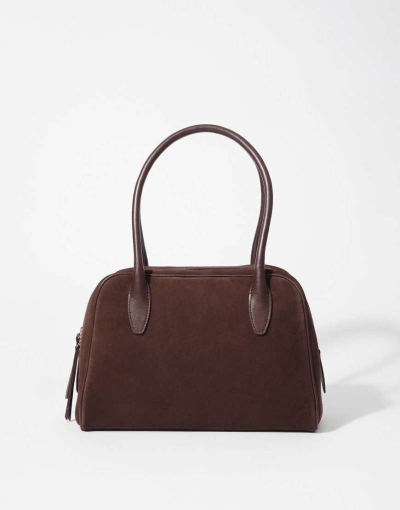 & Other Stories - Nano - Bowling-Tasche aus Wildleder in Dunkelbraun-Brown von Other Stories