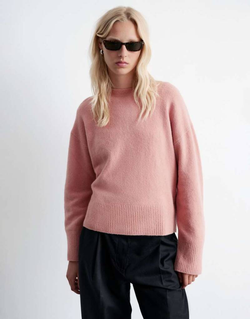 & Other Stories - Pullover in Rosa mit Rundhalsausschnitt von Other Stories