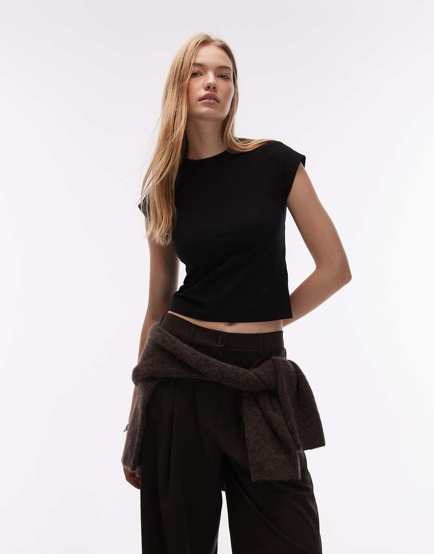 & Other Stories - Slim-Fit-Oberteil aus Jersey in Schwarz mit Kappärmeln und Rundhalsausschnitt von Other Stories