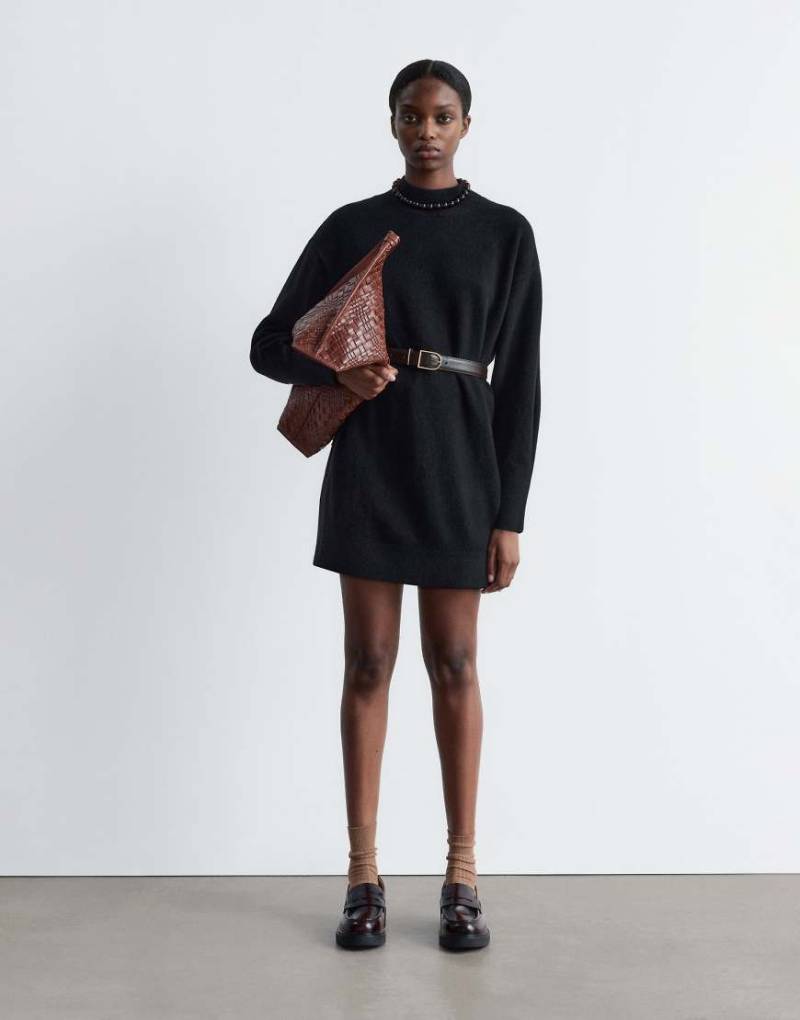 & Other Stories - Strickkleid in Schwarz mit Gürtel von Other Stories