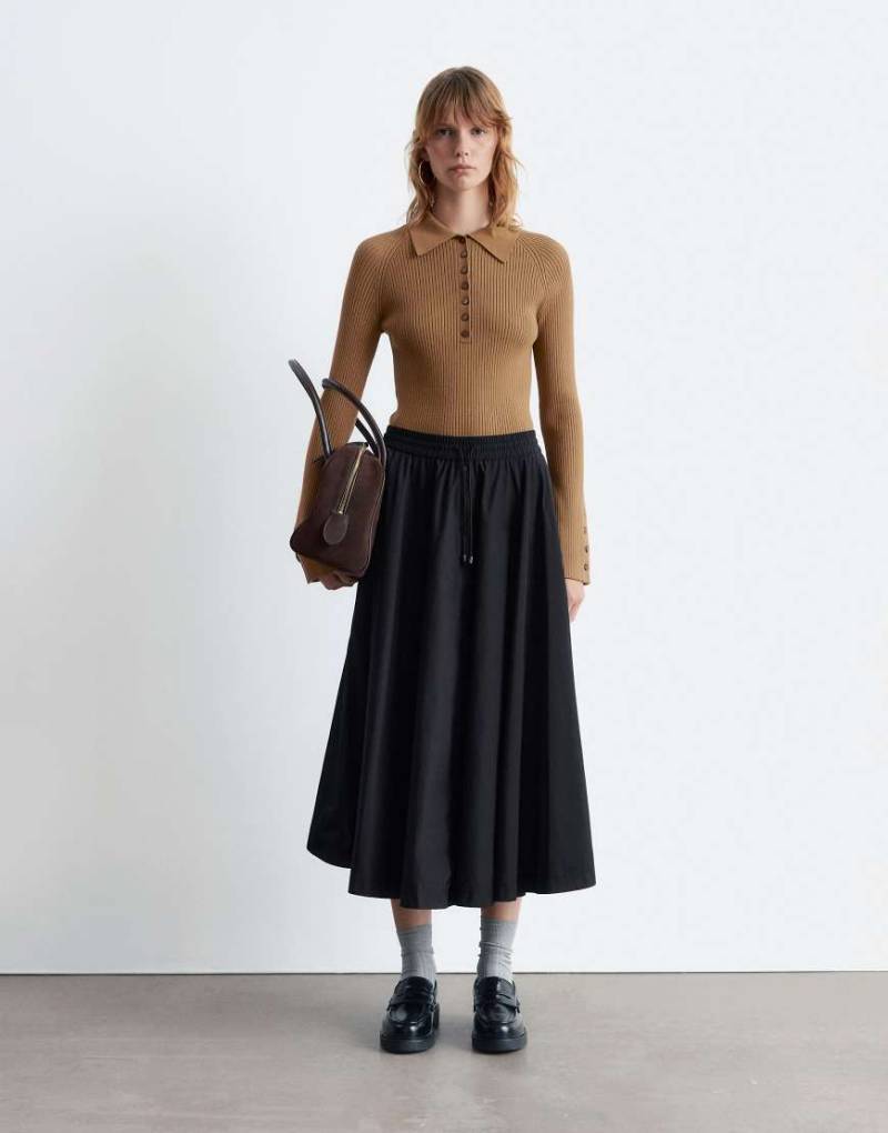 & Other Stories - Voluminöser Midirock aus Webstoff in Schwarz von Other Stories