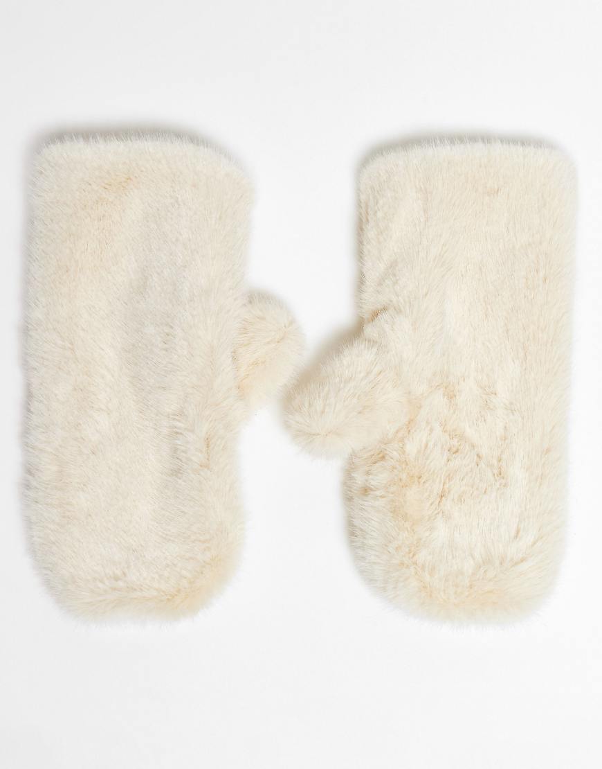 & Other Stories - Weiche Handschuhe aus hochwertigem Kunstpelz in Cremeweiß von Other Stories