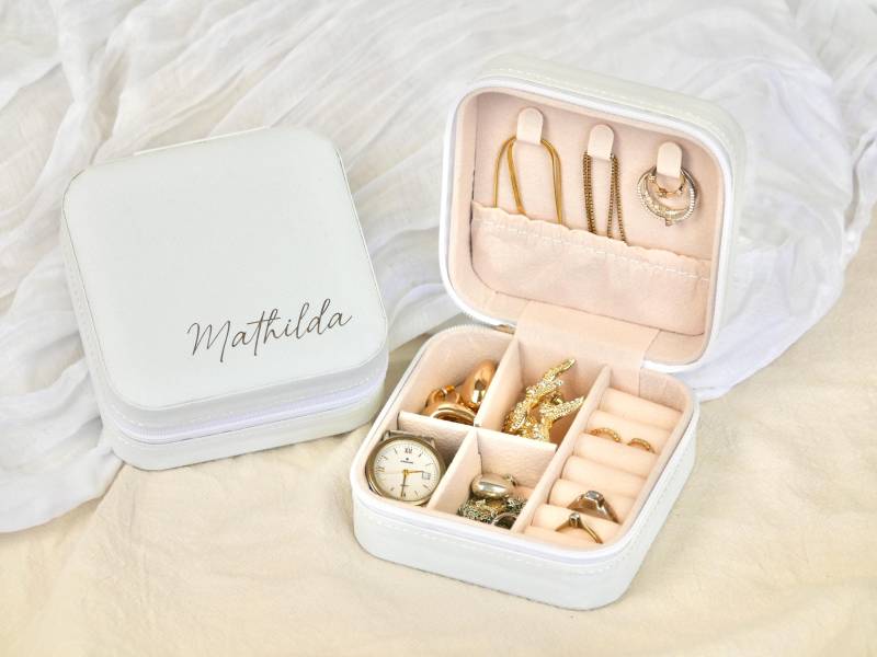 Personalisierte Schmuckbox Mit Name - Reise-Schmuckkästchen Für Ringe, Ohrringe & Uhren Geschenk Frauen Und Mädchen von OtherYouShop