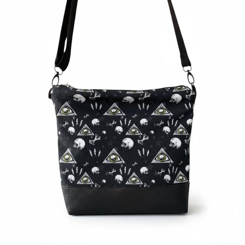 Crossbody Bag "Ocultica" Gothic Tattoo Motiv, Festivaltasche, Umhängetasche Aus Softshell Und Veganem Leder Crossbody Bag "Ocultica" Gothic Tattoo Motiv, Festivaltasche, Umhängetasche Aus Softshell Und Veganem Leder von OthersMadeinhell