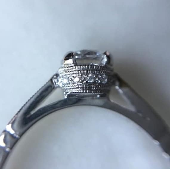 Beverley K Halbmontiert Oder Montierung, 750Er Weißgold, Diamanten Von Ausgezeichneter Qualität Auf Schultern Und Galerie, Nimmt Eine 5mm-Mitte Beverley K Halbmontiert Oder Montierung, 750Er Weißgold, Diamanten Von Ausgezeichneter Qualität Auf Schultern Und Galerie, Nimmt Eine 5mm-Mitte von OtherwiseEngaged