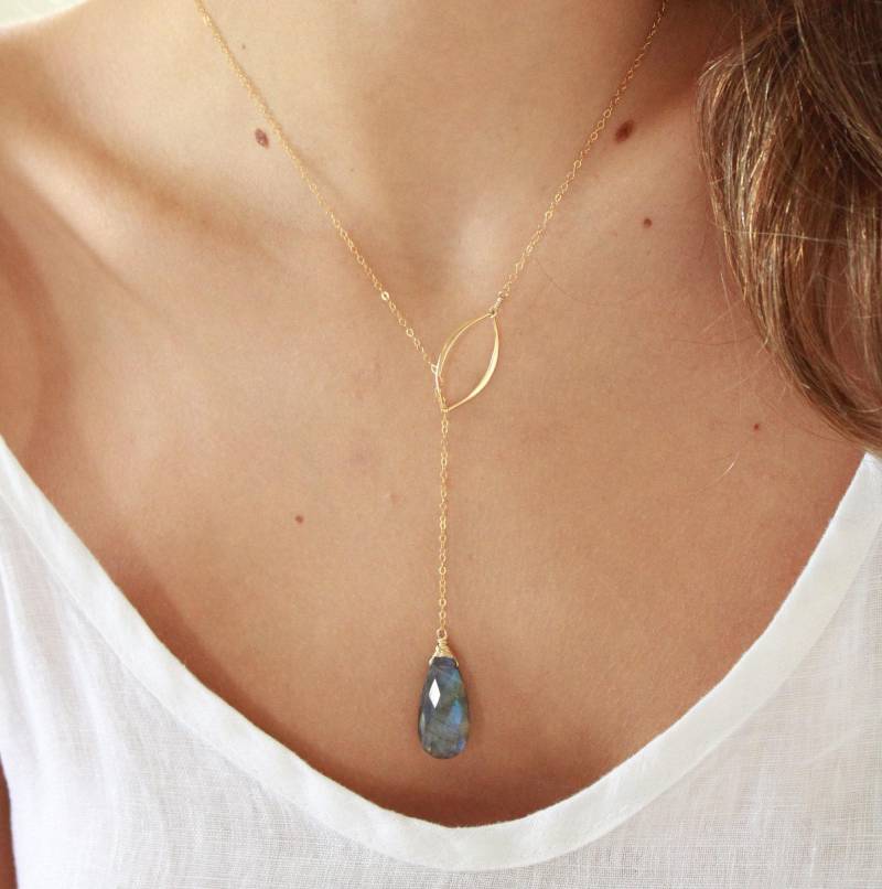 Labradorit Y Kette Draht Gewickelt Edelstein Bolo, Handgemacht von OtisBJewelryGifts