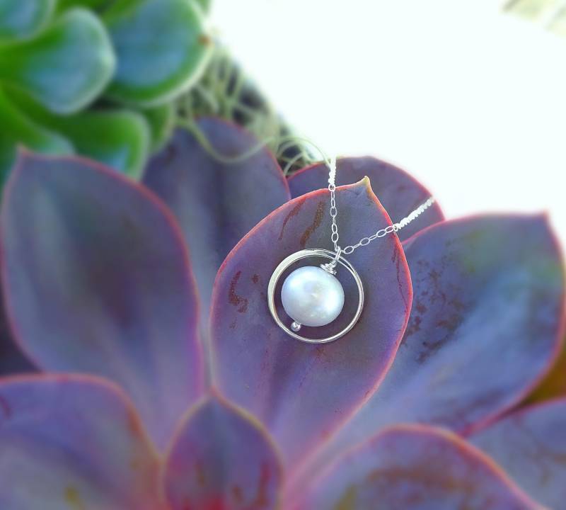 Süßwasserperle Eternety Halskette, Sterling Silber Oder Gold Fill von OtisBJewelryGifts