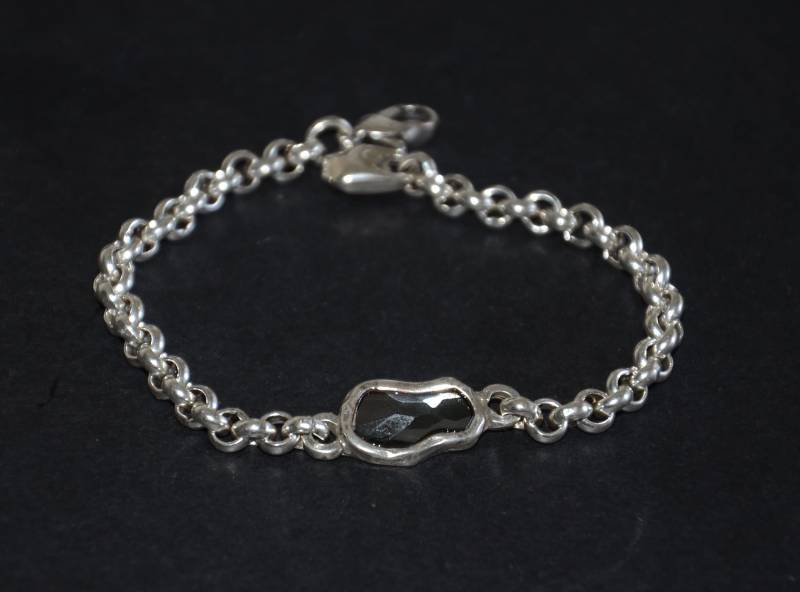 Dicke Silber Filled Ketten Armband-Grau Unregelmäßig Swarovski Verbinder Armband-Spanien Zamak Kette Armband-Uno No De 50 Style Armband von OtroAccesorio