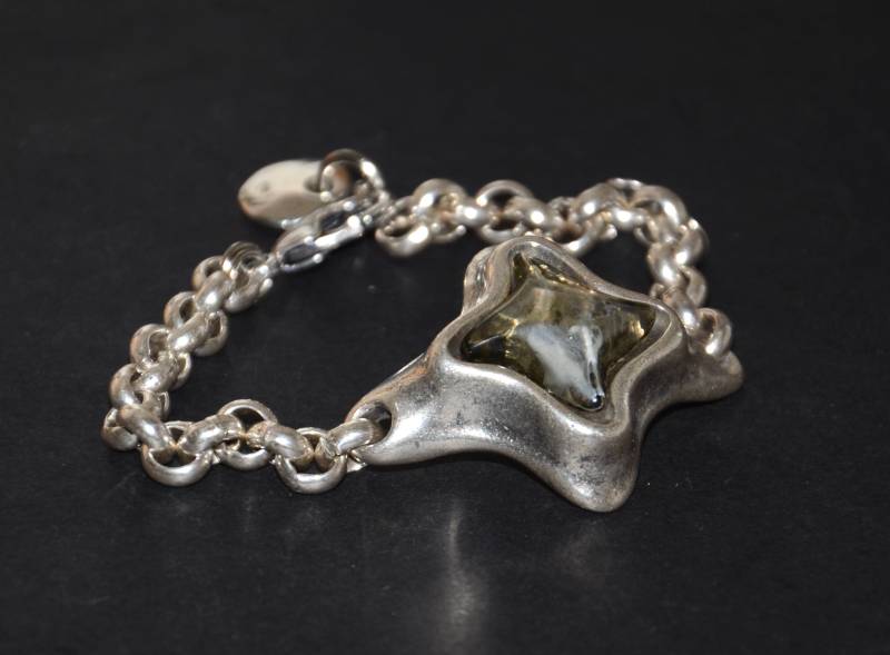 Stilvolle Frauen Kette Armband-Dickes Versilbertes Zamak Armband-Grau Harz Stern Eingefügt Verbinder Armband-Uno No De 50 Style Armband von OtroAccesorio