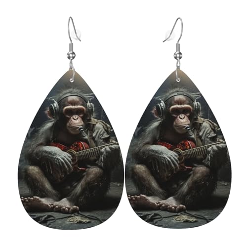 Leder-Ohrringe in Tropfenform, leichte baumelnde Tropfenohrringe für Frauen – Affe spielt Gitarrenmusik, weiß von Oudrspo