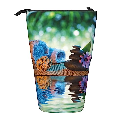 Oudrspo Federmäppchen mit Kerzen-Meditationssteinen-Aufdruck, Teleskop-Stifttasche, stehender Pop-Up-Stifthalter mit Reißverschluss für das Büro Oudrspo Federmäppchen mit Kerzen-Meditationssteinen-Aufdruck, Teleskop-Stifttasche, stehender Pop-Up-Stifthalter mit Reißverschluss für das Büro von Oudrspo