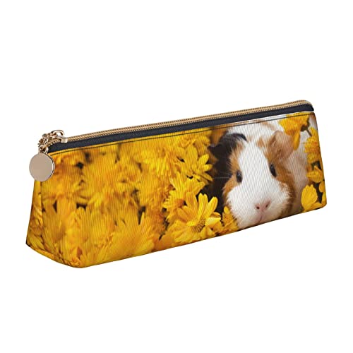 Oudrspo Federmäppchen mit niedlichem Meerschweinchen-Muster, dreieckiges Stiftetui, tragbares Federmäppchen, Leder-Organizer mit Reißverschluss, Kosmetiktasche Oudrspo Federmäppchen mit niedlichem Meerschweinchen-Muster, dreieckiges Stiftetui, tragbares Federmäppchen, Leder-Organizer mit Reißverschluss, Kosmetiktasche von Oudrspo