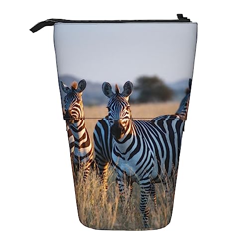 Oudrspo Teleskop-Federmäppchen, Zebras auf Grasfeld-Druck, stehendes Federmäppchen, Schreibwarenetui, Teleskop-Stifthalter, Pop-Up-Stifthalter für Büro, Arbeit, von Oudrspo