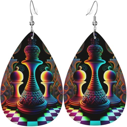Tropfenohrringe aus Leder, leichte baumelnde Tropfenohrringe für Frauen – Psychedelische Schachbrettkunst, Weiß von Oudrspo