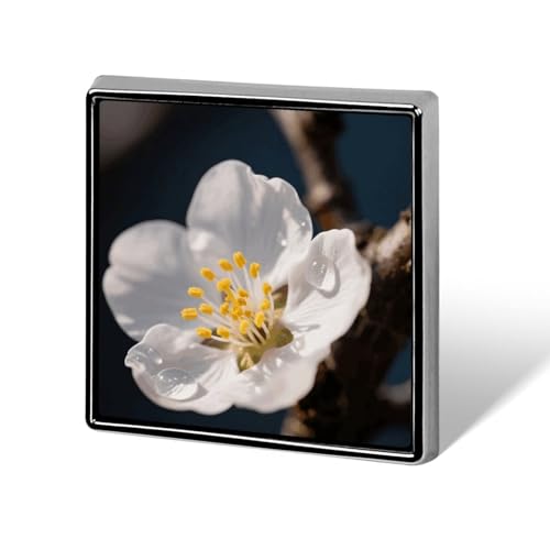 Weiße Aprikosenblumen, blauer Himmel, Federn, Anstecknadel für Männer und Frauen, quadratische modische Brosche – süße Emaille-Anstecker, Anstecknadel aus Aluminiumlegierung für Hüte, Hemden, Taschen, Weiße Aprikosenblumen, blauer Himmel, Federn, Anstecknadel für Männer und Frauen, quadratische modische Brosche – süße Emaille-Anstecker, Anstecknadel aus Aluminiumlegierung für Hüte, Hemden, Taschen, von Oudrspo