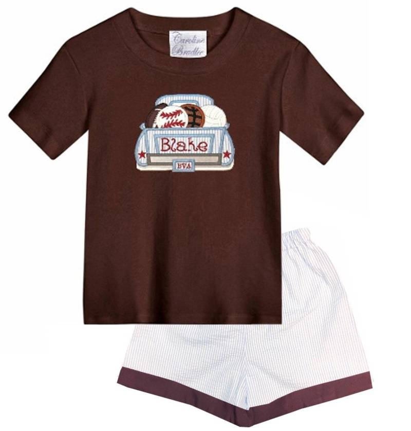 Jungen Sport-Truck-Shirt Personalisierter Fußball, Baseball, Basketball, Fußball Jungen Sport-Truck-Shirt Personalisierter Fußball, Baseball, Basketball, Fußball von OurCarolineBradlee