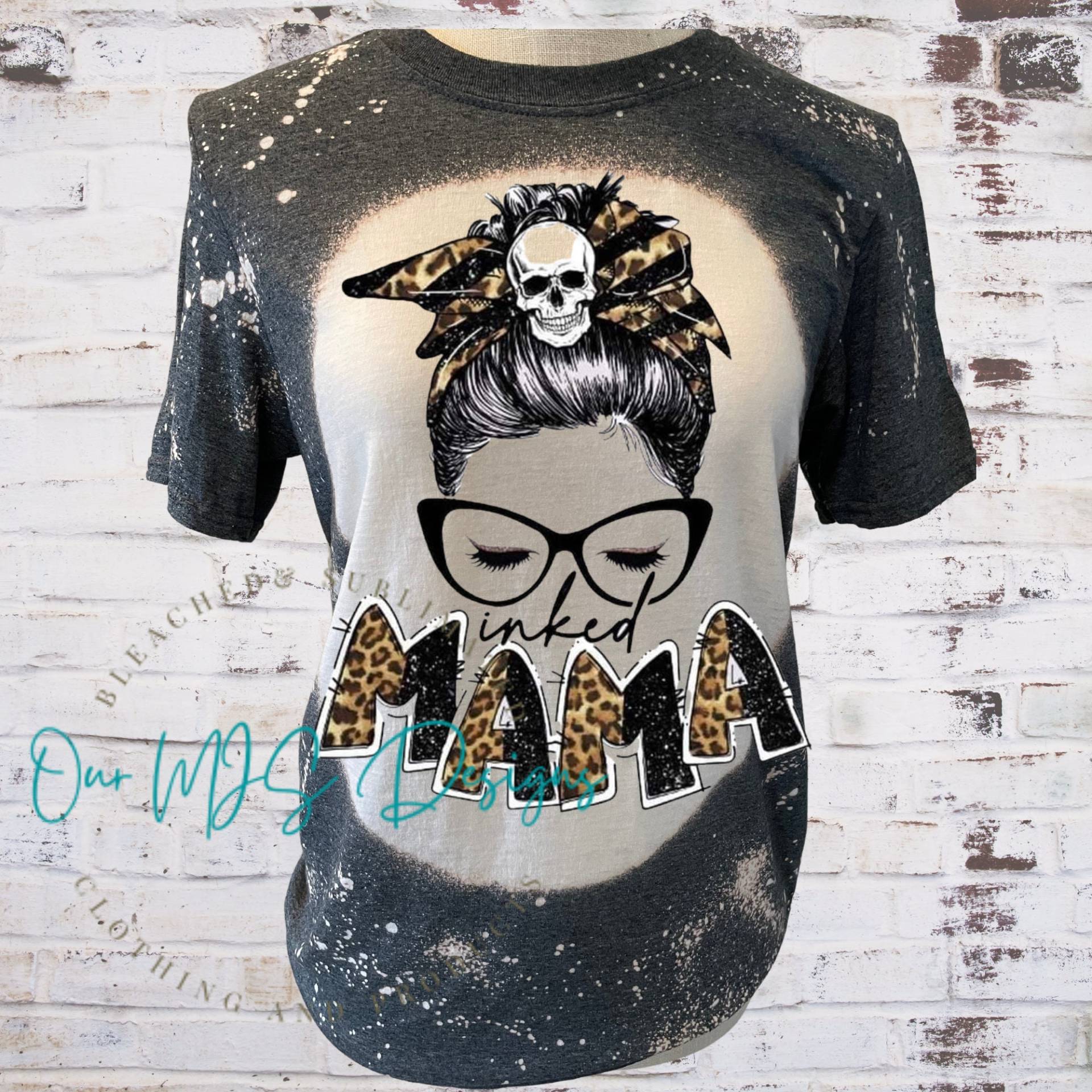 Inked Mama Bleach T-Shirt, Tattoo-Liebhaber-T-Shirt, Ink Gebleichtes Sweatshirt, For Life T-Shirt/Rundhalsausschnitt von OurMJsDesigns