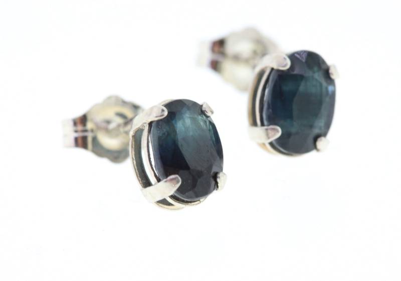 Saphir Ohrringe, Sterling Silber Blau September Birthstone von OurPersonalGoldsmith