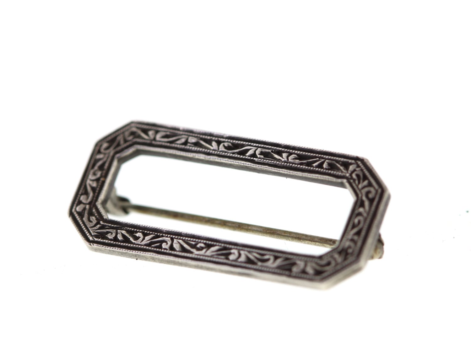 Vintage Sterling Silber Pin, Von Hand Gejagt Scroll Brosche, Art Deco Graviert Pin von OurPersonalGoldsmith