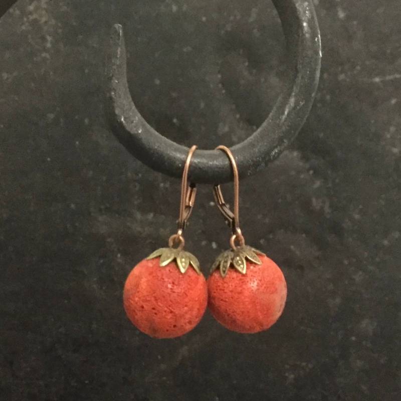 Orange Natürliche Koralle Mit Kupfer Tropfen Vintage Ohrringe Orange Natürliche Koralle Mit Kupfer Tropfen Vintage Ohrringe von OutOfMyBarn