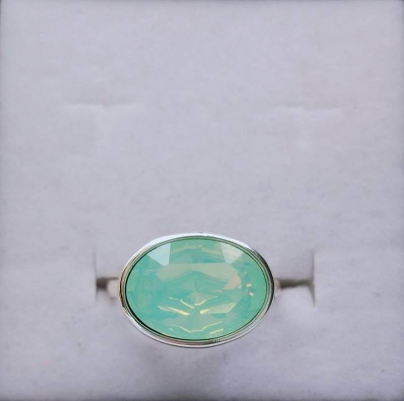 Ring - Crystal | Green Statement | Größe L in Silberfarben. Versandkostenfrei von OutTheBoxStudio