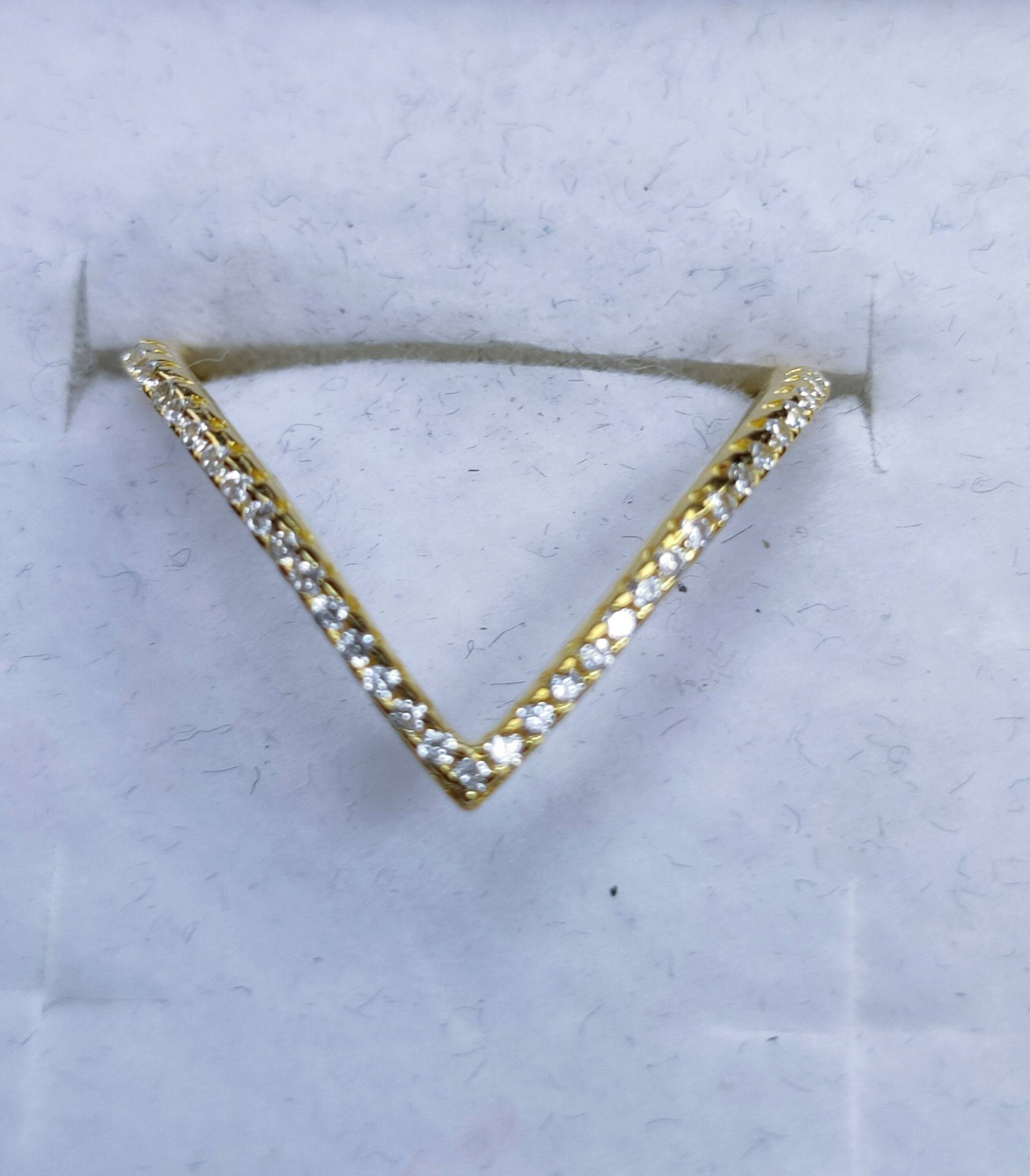 Ring - Simulierter Diamant | 0.990Ct. | Größe O in 18K Gelb-Overlay Auf Sterling Silber. Kostenloses Porto Ring - Simulierter Diamant | 0.990Ct. | Größe O in 18K Gelb-Overlay Auf Sterling Silber. Kostenloses Porto von OutTheBoxStudio