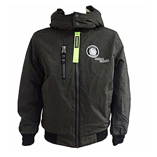 Outburst - Jungen Winterjacke Funktionsjacke mit Kapuze wasserabweisend 10.000 mm Wassersäule atmungsaktiv Winddicht Logo 68 Est, olivgrün - 6829104, Größe 176 von Outburst