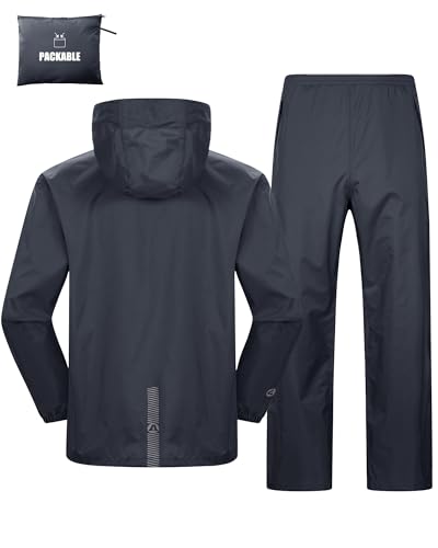 Herren & Damen Regenanzug Wasserdichte Packbare Regenjacke+Regenhose mit Reflektierender Outdoor Regenkleidung Winddichte Regenset Leichter Regenkombi für Radfahren Angeln Dunkelgrau-ungefüttert 2XL Herren & Damen Regenanzug Wasserdichte Packbare Regenjacke+Regenhose mit Reflektierender Outdoor Regenkleidung Winddichte Regenset Leichter Regenkombi für Radfahren Angeln Dunkelgrau-ungefüttert 2XL von Outdoor Ventures