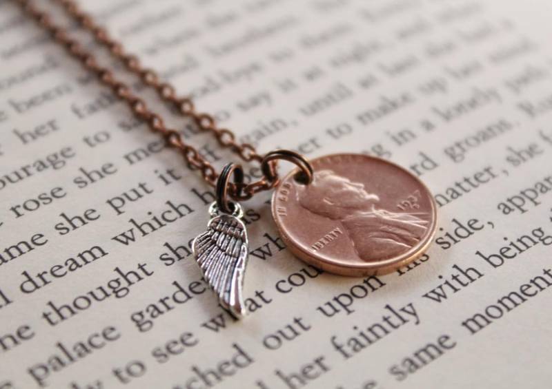 Erinnerungskette, Penny From Heaven, Verlust Eines Geliebten Menschen, in Erinnerung An, Engelflügel Halskette, Personalisierte Andenken Erinnerungskette, Penny From Heaven, Verlust Eines Geliebten Menschen, in Erinnerung An, Engelflügel Halskette, Personalisierte Andenken von OuterWonders