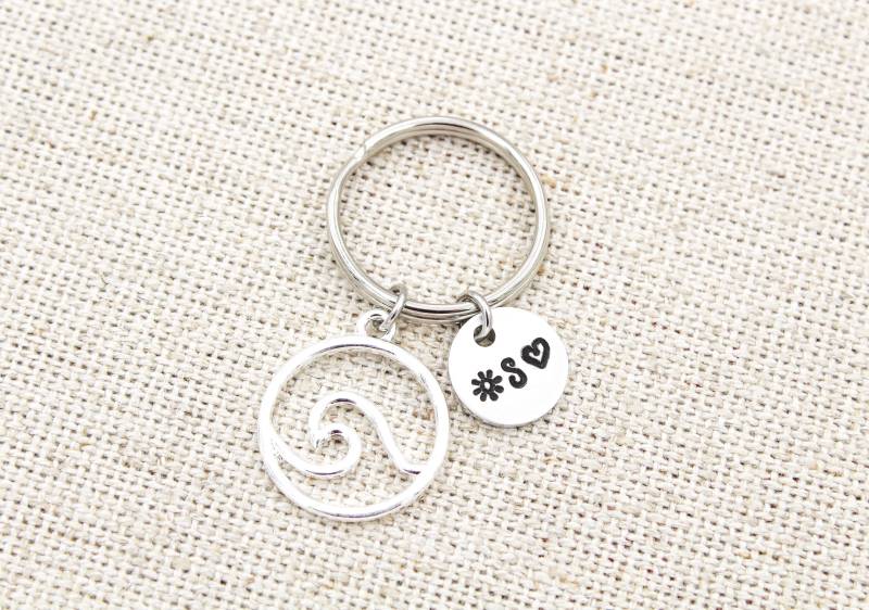 Ocean Wave Schlüsselanhänger, Strand-Liebhaber-Schlüsselanhänger, Personalisierter Sonnenschein-Schlüsselanhänger, Strand-Geschenke von OuterWonders