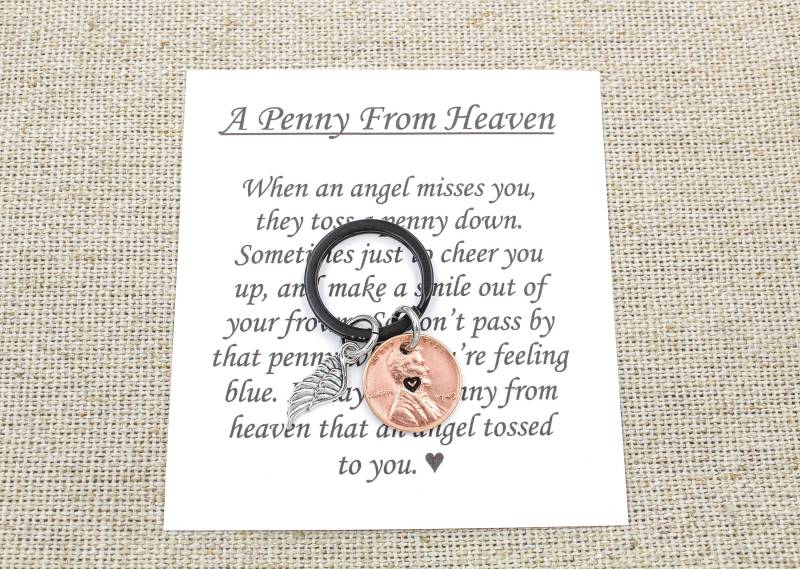 Penny From Heaven Schlüsselanhänger, Gedenkschlüsselbund, Verlust Eines Geliebten Menschen, Schutzengel, Erinnerungsgeschenk, Der Mutter, Des Penny From Heaven Schlüsselanhänger, Gedenkschlüsselbund, Verlust Eines Geliebten Menschen, Schutzengel, Erinnerungsgeschenk, Der Mutter, Des von OuterWonders