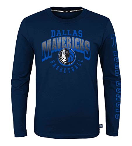 Outerstuff - NBA Dallas Mavericks Graphic Team Luka Doncic Longsleeve Farbe Blau, Größe XXL von Outerstuff