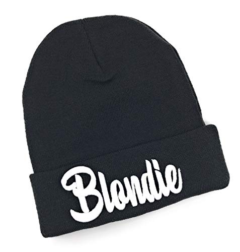 Outfitfabrik Beanie Blondie in schwarz mit 3D-Stick in weiß (warme Wintermütze, Geschenk, Haarfarbe blond), für Männer und Frauen, One Size, dehnbar von Outfitfabrik