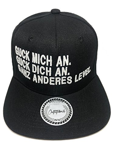 Outfitfabrik ♥ Snapback Cap Stickerei Guck Mich an, guck Dich an. Ganz anderes Level! in schwarz von Outfitfabrik