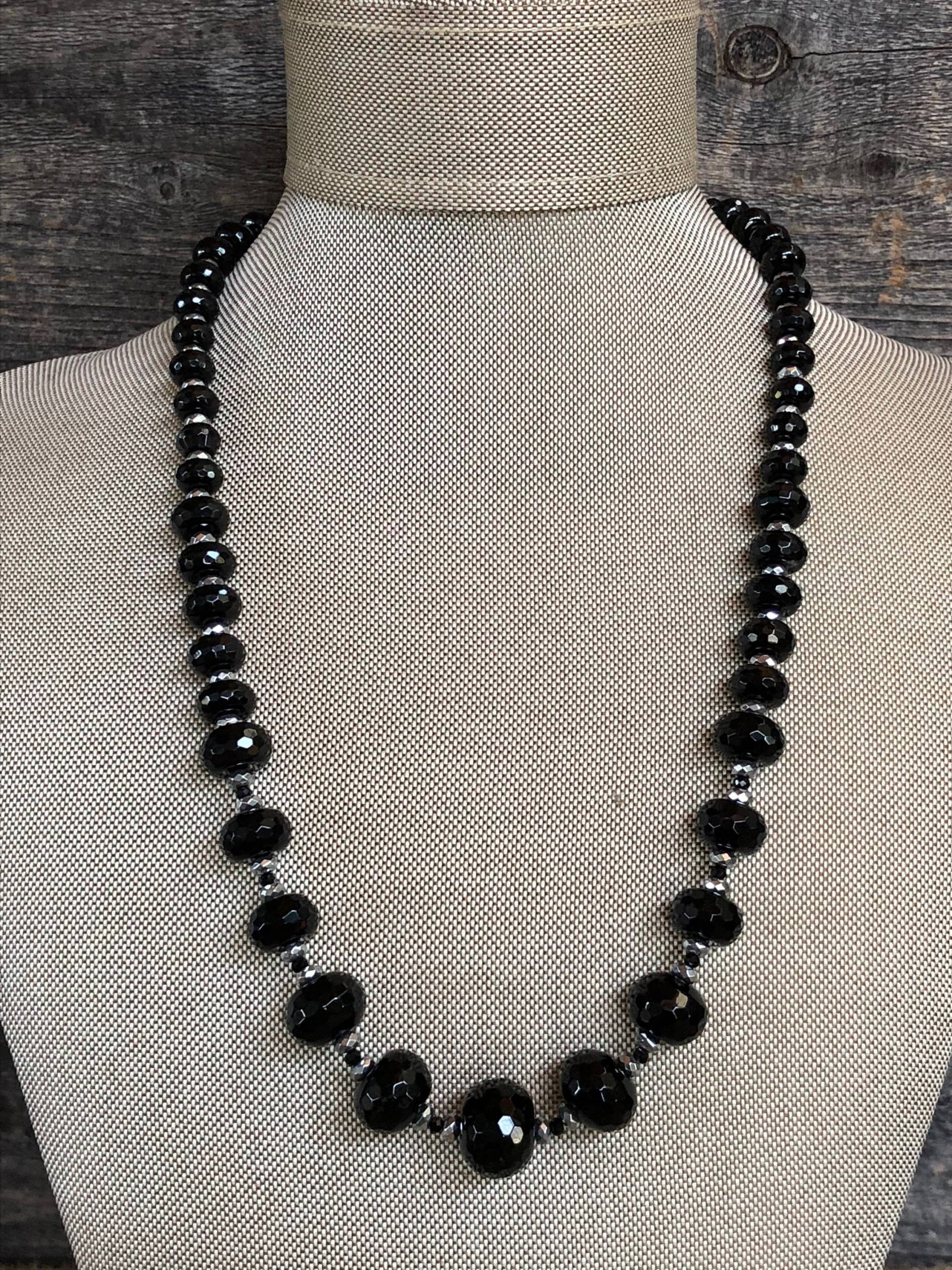 Abgestufte Onyx Und Hämatitkette Abgestufte Onyx Und Hämatitkette von OutlawDesignBoutique