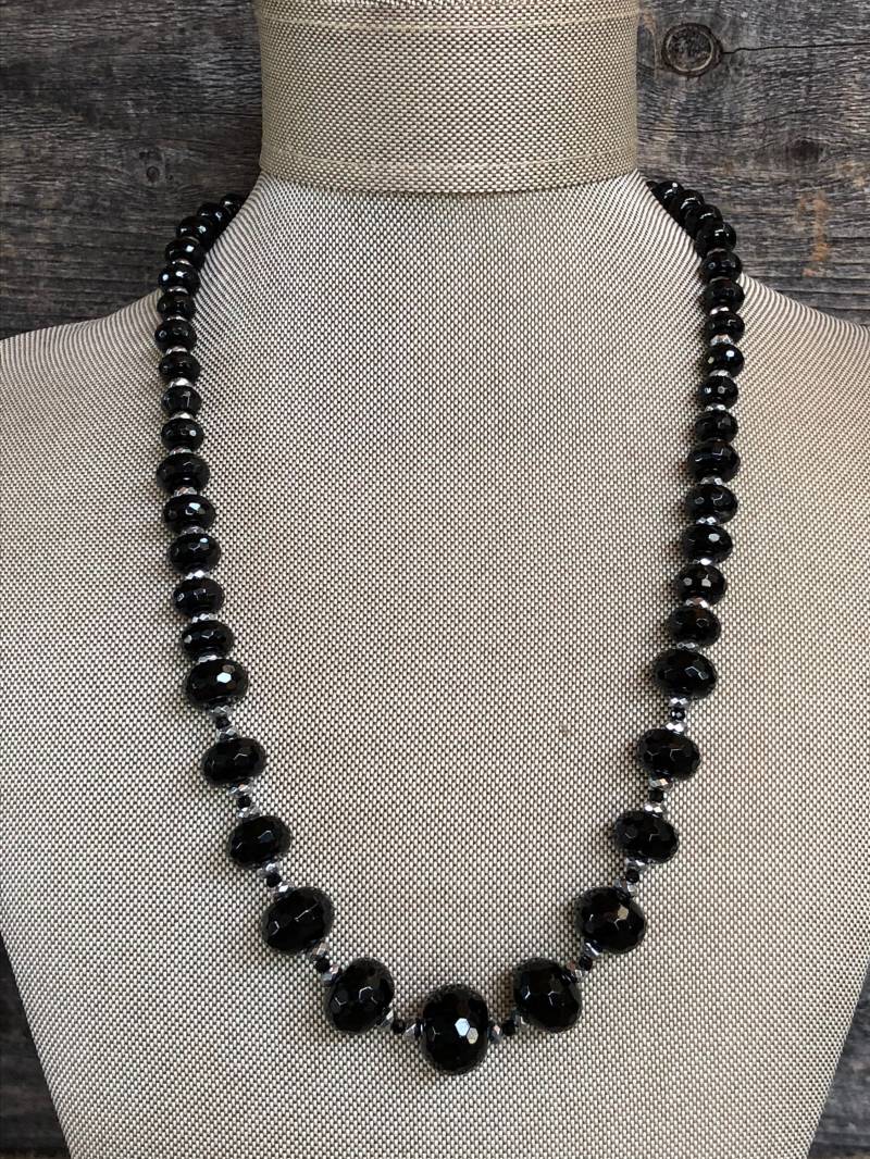 Abgestufte Onyx Und Hämatitkette Abgestufte Onyx Und Hämatitkette von OutlawDesignBoutique