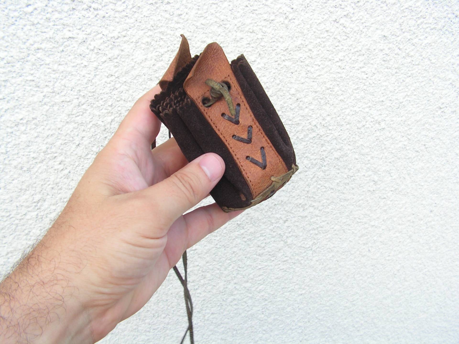 Vintage Wildleder Beutel Einzigartige Leder Geldbörse Lederbeutel Handtasche Mini Münze Tasche von OutlivedMemories