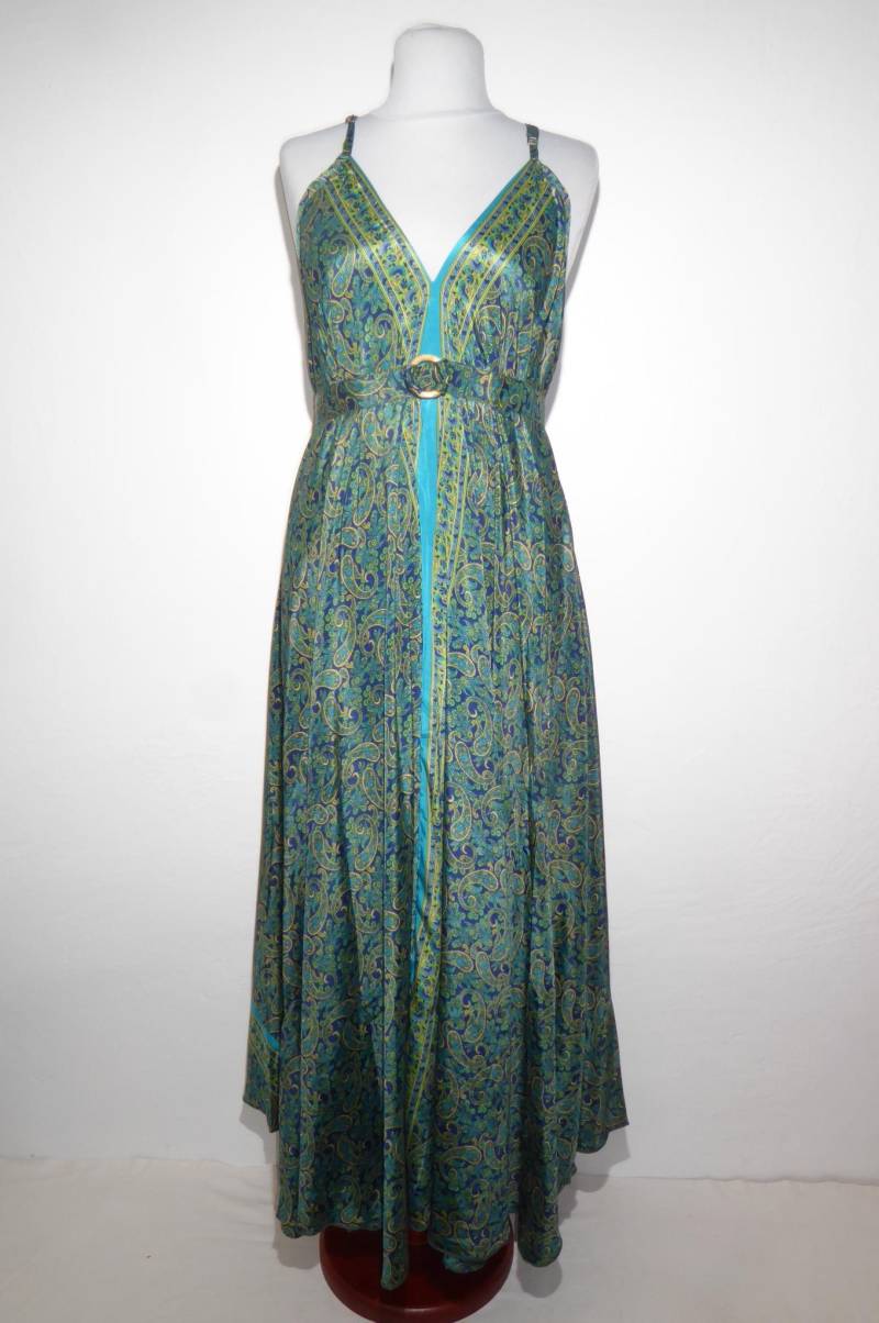 Bodenlanges Sommerkleid Mit Schmalen Trägern - Hellblau, "Nirmala' Blau-Hellblau von OutofIndiaDesigns