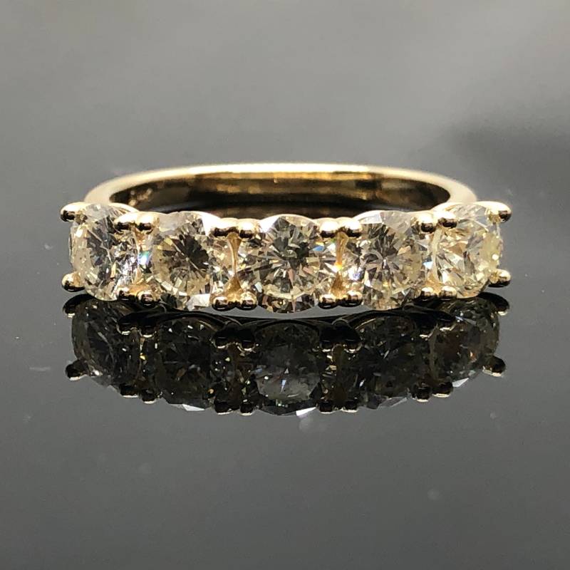 14K Gelbgold 5 Stein Diamant Jubiläum Ring - 1.80 Ct Band Vintage Inspiriert Jubiläums Ehering von OutshineDesigns