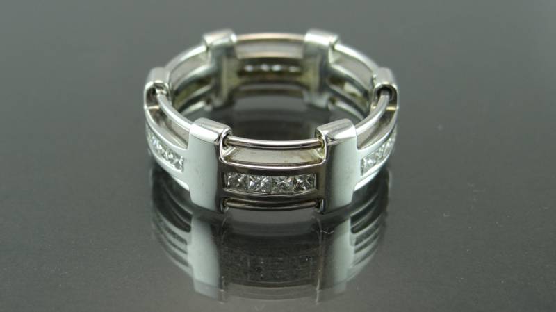14K Weißgold 9mm Princess Cut Diamant Herren Ehering - Hand Pulled Gold Draht Kanal Set von OutshineDesigns